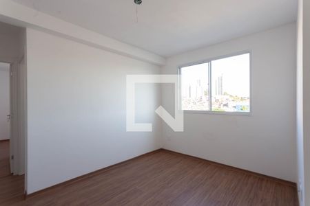 Sala de apartamento para alugar com 2 quartos, 75m² em Jardim Maria Estela, São Paulo