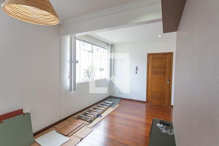 Sala de apartamento para alugar com 2 quartos, 75m² em Cidade Nova, Belo Horizonte