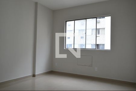 Quarto  de apartamento para alugar com 1 quarto, 65m² em Taquara, Rio de Janeiro
