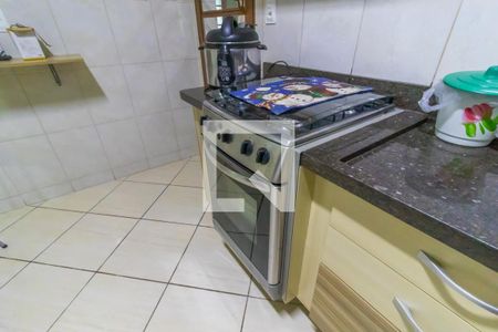 Casa à venda com 270m², 5 quartos e 4 vagas Casa à venda com 270m², 5 quartos e 4 vagasCozinha