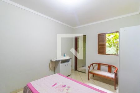Casa à venda com 270m², 5 quartos e 4 vagas Casa à venda com 270m², 5 quartos e 4 vagasSuíte 1