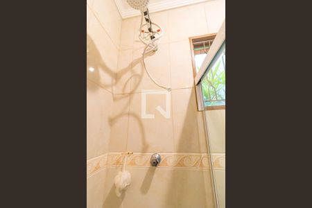 Casa à venda com 270m², 5 quartos e 4 vagas Casa à venda com 270m², 5 quartos e 4 vagasBanheiro da Suíte 1