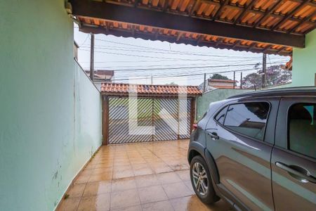 Casa à venda com 270m², 5 quartos e 4 vagas Casa à venda com 270m², 5 quartos e 4 vagasGaragem