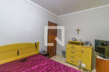 Casa à venda com 270m², 5 quartos e 4 vagas Casa à venda com 270m², 5 quartos e 4 vagasSuíte 2