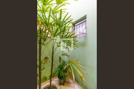 Casa à venda com 270m², 5 quartos e 4 vagas Casa à venda com 270m², 5 quartos e 4 vagasJardim de Inverno