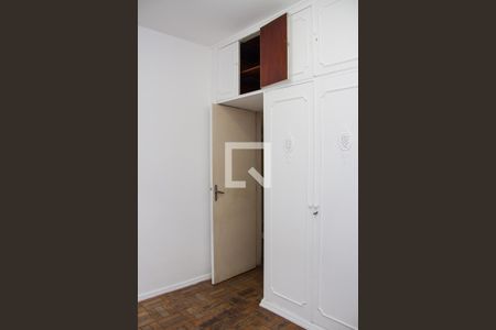 Quarto 01 de apartamento para alugar com 2 quartos, 80m² em Méier, Rio de Janeiro