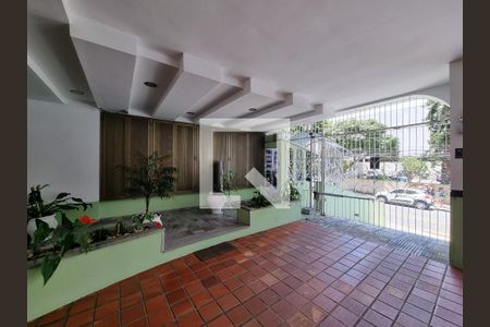 Apartamento à venda com 210m², 3 quartos e 2 vagas Apartamento à venda com 210m², 3 quartos e 2 vagasÁrea comum - Hall Social