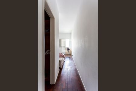 Apartamento à venda com 210m², 3 quartos e 2 vagas Apartamento à venda com 210m², 3 quartos e 2 vagasSuite