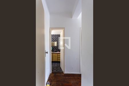 Apartamento à venda com 210m², 3 quartos e 2 vagas Apartamento à venda com 210m², 3 quartos e 2 vagasSuite