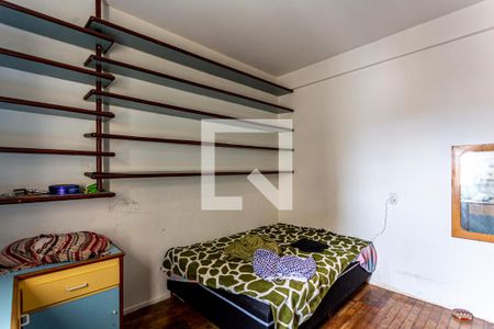 Apartamento à venda com 210m², 3 quartos e 2 vagas Apartamento à venda com 210m², 3 quartos e 2 vagasQuarto 1