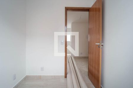 Quarto de apartamento à venda com 2 quartos, 36m² em Parque Paineiras, São Paulo