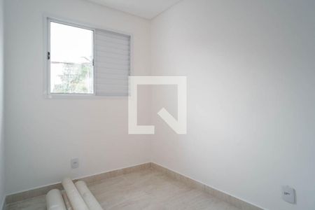 Quarto de apartamento à venda com 2 quartos, 36m² em Parque Paineiras, São Paulo