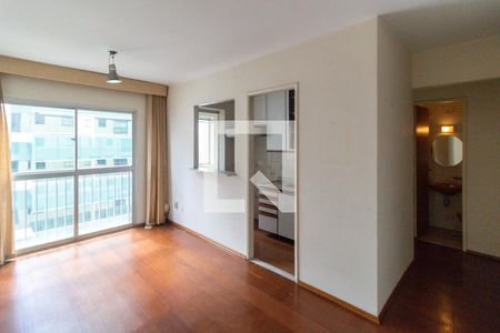 Sala de apartamento para alugar com 2 quartos, 50m² em Liberdade, São Paulo