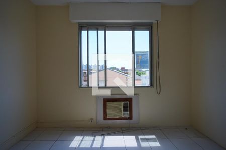 Quarto de apartamento à venda com 1 quarto, 43m² em Jardim Itu Sabará, Porto Alegre