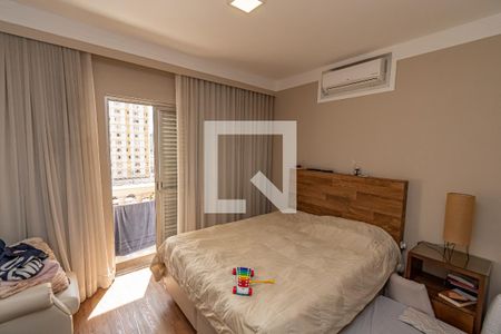 Suite  de apartamento à venda com 3 quartos, 153m² em Centro, Campinas