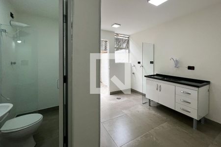Corredor de apartamento para alugar com 1 quarto, 50m² em Vila Uberabinha, São Paulo