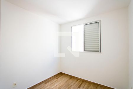 Quarto 2 de apartamento para alugar com 2 quartos, 47m² em Vila Homero Thon, Santo André