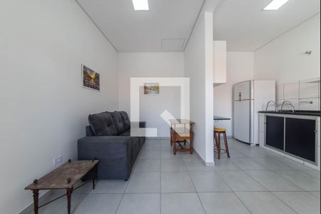 Sala de casa para alugar com 2 quartos, 70m² em Vila Gumercindo, São Paulo