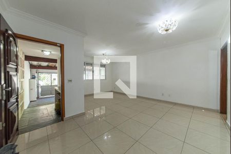 Sala de casa para alugar com 5 quartos, 200m² em Vila Gumercindo, São Paulo