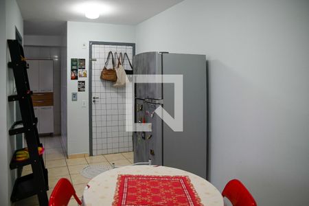 Sala de apartamento para alugar com 2 quartos, 49m² em Parque Fongaro, São Paulo