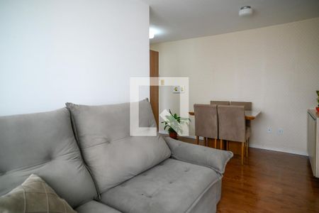 Sala de apartamento para alugar com 2 quartos, 49m² em Parque Fongaro, São Paulo