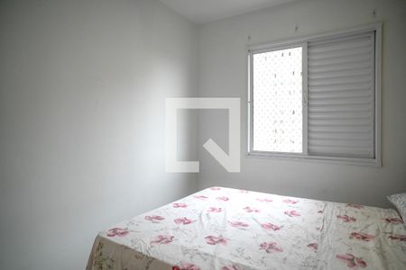 Quarto 2 de apartamento para alugar com 2 quartos, 49m² em Parque Fongaro, São Paulo