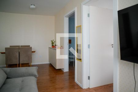 Sala de apartamento para alugar com 2 quartos, 49m² em Parque Fongaro, São Paulo