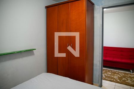 Quarto 1 de apartamento para alugar com 2 quartos, 49m² em Parque Fongaro, São Paulo