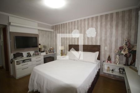 Apartamento à venda com 240m², 4 quartos e 3 vagas Apartamento à venda com 240m², 4 quartos e 3 vagasQuarto Suíte