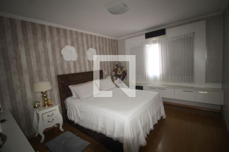 Apartamento à venda com 240m², 4 quartos e 3 vagas Apartamento à venda com 240m², 4 quartos e 3 vagasQuarto Suíte