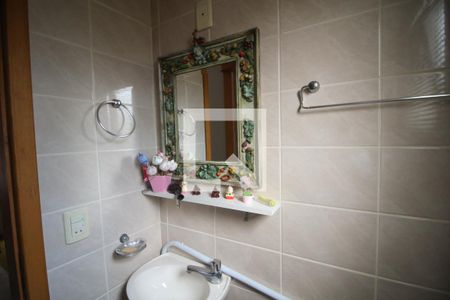 Apartamento à venda com 240m², 4 quartos e 3 vagas Apartamento à venda com 240m², 4 quartos e 3 vagasBanheiro 1