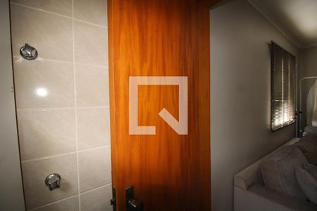 Apartamento à venda com 240m², 4 quartos e 3 vagas Apartamento à venda com 240m², 4 quartos e 3 vagasBanheiro 1