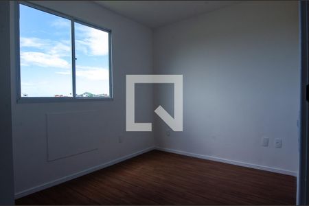 Quarto 1 de apartamento para alugar com 2 quartos, 60m² em Vargem Pequena, Rio de Janeiro