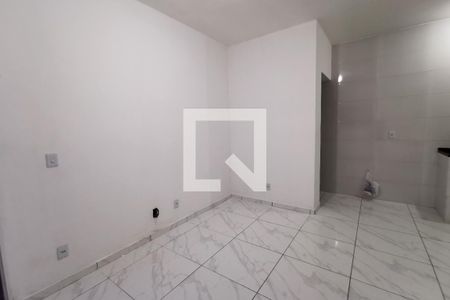 Casa para alugar com 52m², 2 quartos e sem vagaSala