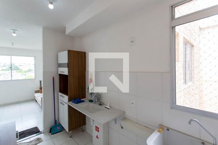 Cozinha e Área de Serviço de apartamento à venda com 2 quartos, 44m² em São Gabriel, Belo Horizonte