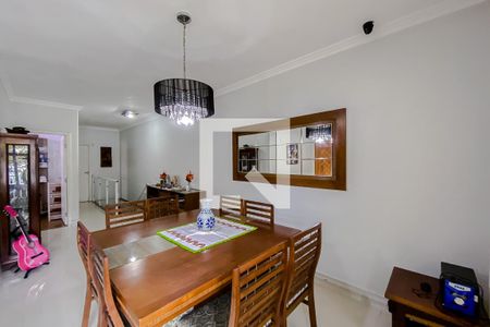 Sala de casa à venda com 4 quartos, 230m² em Vila Oratório, São Paulo