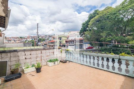 Casa à venda com 125m², 3 quartos e 2 vagas Casa à venda com 125m², 3 quartos e 2 vagasTerraço da Suite