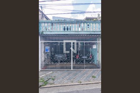 Casa à venda com 125m², 3 quartos e 2 vagas Casa à venda com 125m², 3 quartos e 2 vagasFachada