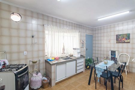 Casa à venda com 125m², 3 quartos e 2 vagas Casa à venda com 125m², 3 quartos e 2 vagasCozinha