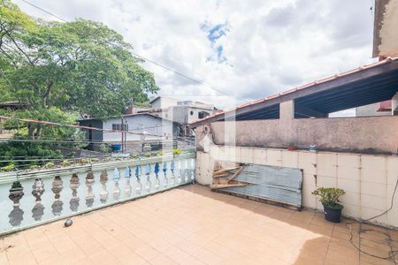 Casa à venda com 125m², 3 quartos e 2 vagas Casa à venda com 125m², 3 quartos e 2 vagasTerraço da Suite