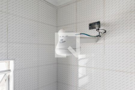 Casa à venda com 125m², 3 quartos e 2 vagas Casa à venda com 125m², 3 quartos e 2 vagasChuveiro