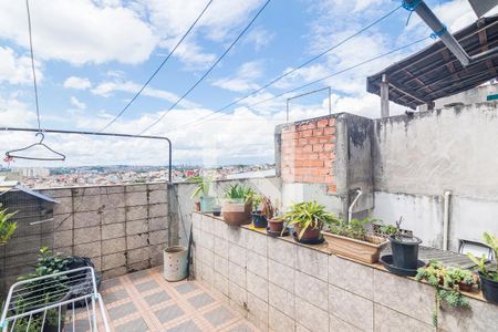 Casa à venda com 125m², 3 quartos e 2 vagas Casa à venda com 125m², 3 quartos e 2 vagasQuintal