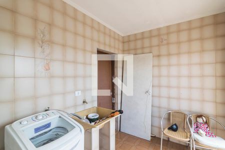 Casa à venda com 125m², 3 quartos e 2 vagas Casa à venda com 125m², 3 quartos e 2 vagasÁrea de Serviço