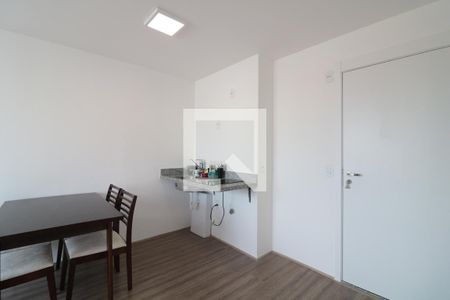 Sala e Cozinha  de apartamento à venda com 2 quartos, 36m² em Quarta Parada, São Paulo