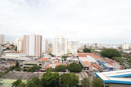 Vista da Sala e Cozinha  de apartamento à venda com 2 quartos, 36m² em Quarta Parada, São Paulo