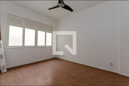 Sala de apartamento para alugar com 1 quarto, 26m² em Centro, Niterói