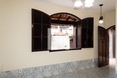 Sala de casa para alugar com 2 quartos, 75m² em Campo Grande, Rio de Janeiro