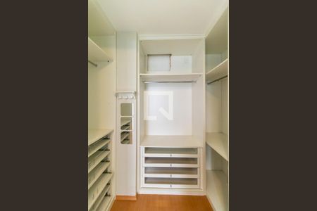 Closet de apartamento para alugar com 1 quarto, 41m² em Vila Madalena, São Paulo