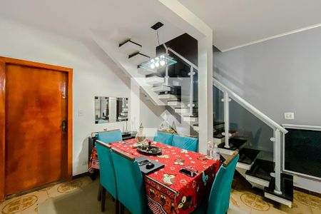 Sala  de casa à venda com 2 quartos, 130m² em Vila Bertioga, São Paulo