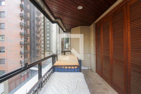 Varanda suite 1 de apartamento à venda com 2 quartos, 141m² em Rio Branco, Porto Alegre
